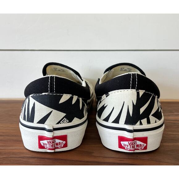 Vans Classic Slip-On UltraCush B/W Mod Size 6.5W / 5M - Picture 3 of 13